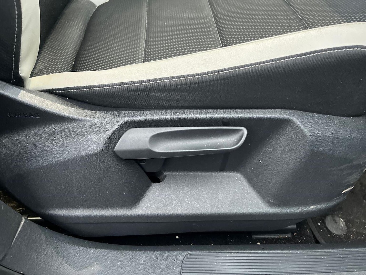 Used Volkswagen T-Roc 2018 for sale - 77775183: Photo 30