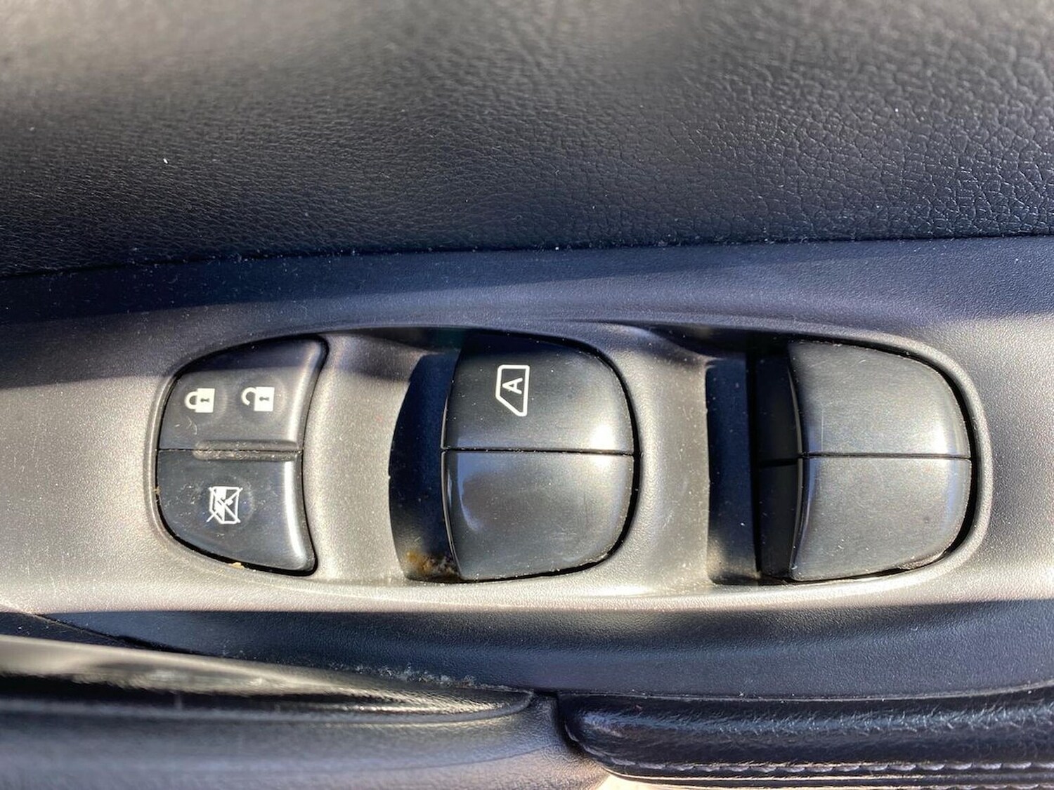 Used Nissan X-Trail 2016 for sale - 78192404: Photo 23