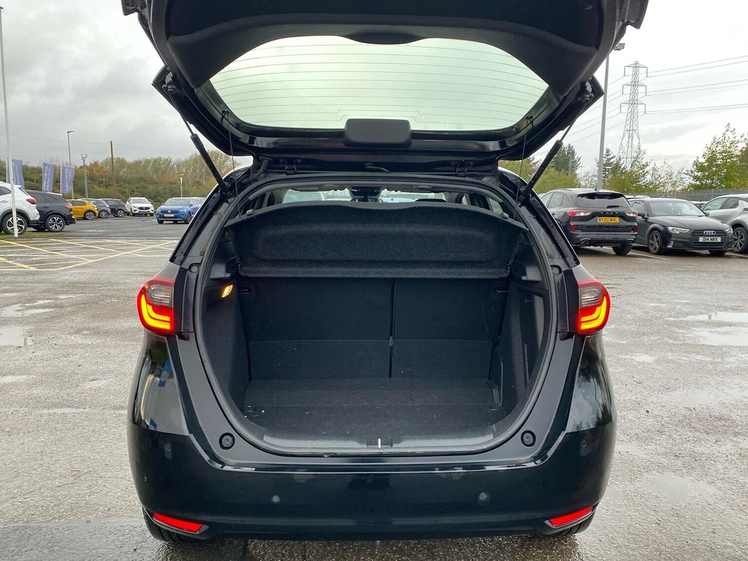 Used Honda Jazz 2022 for sale - 76791894: Photo 17