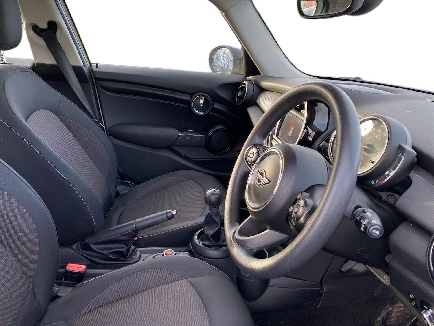 Used MINI Hatch 2019 for sale - 77701347: Photo 15
