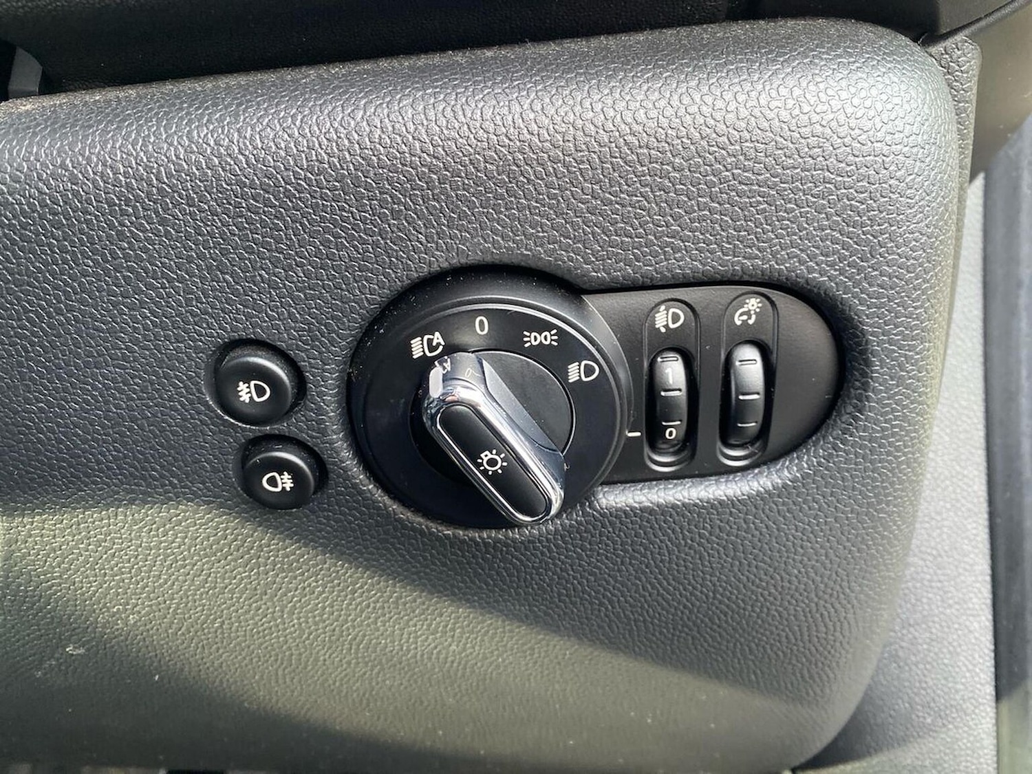 Used MINI Hatch 2019 for sale - 77701347: Photo 22