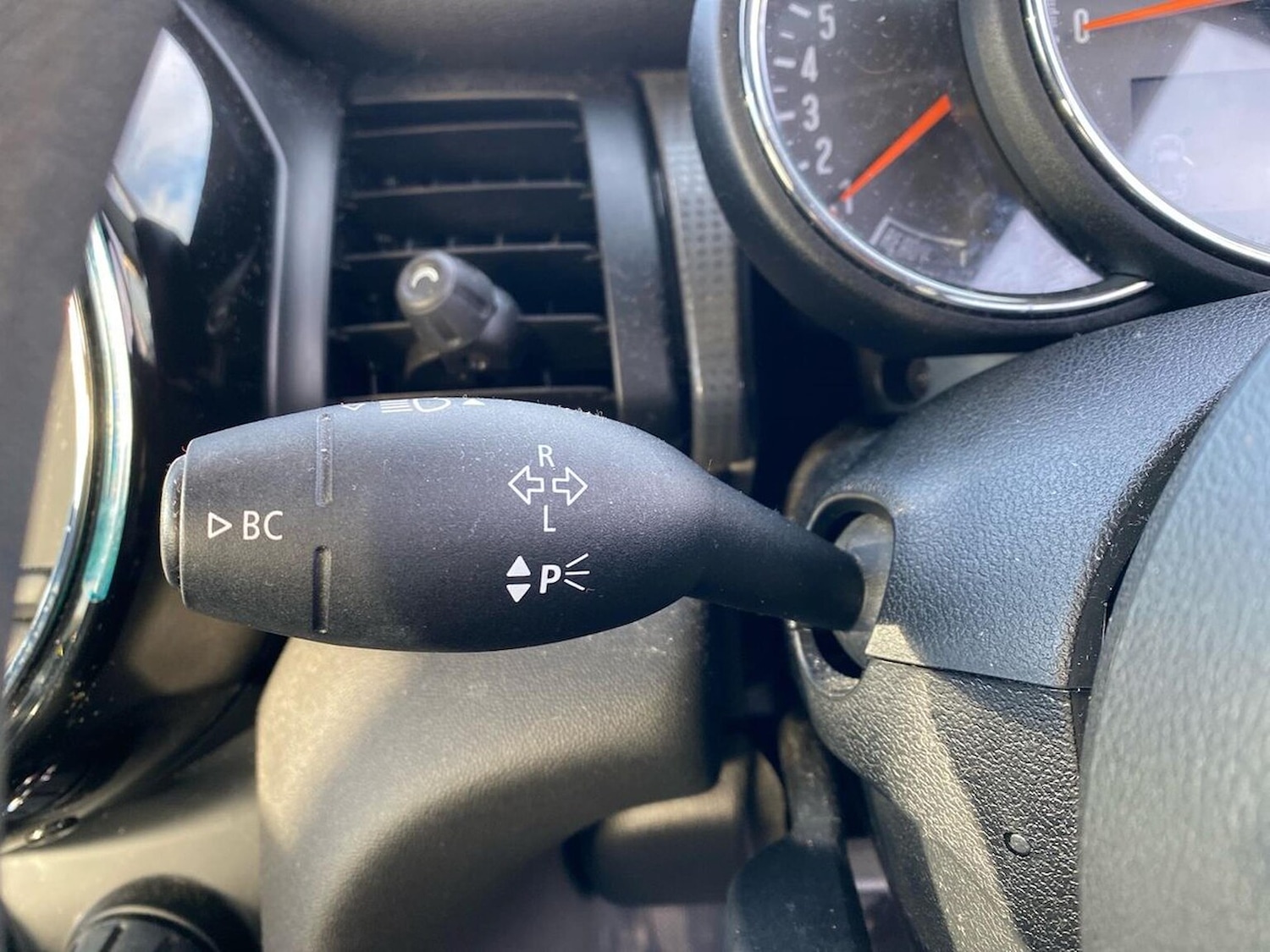 Used MINI Hatch 2019 for sale - 77701347: Photo 28