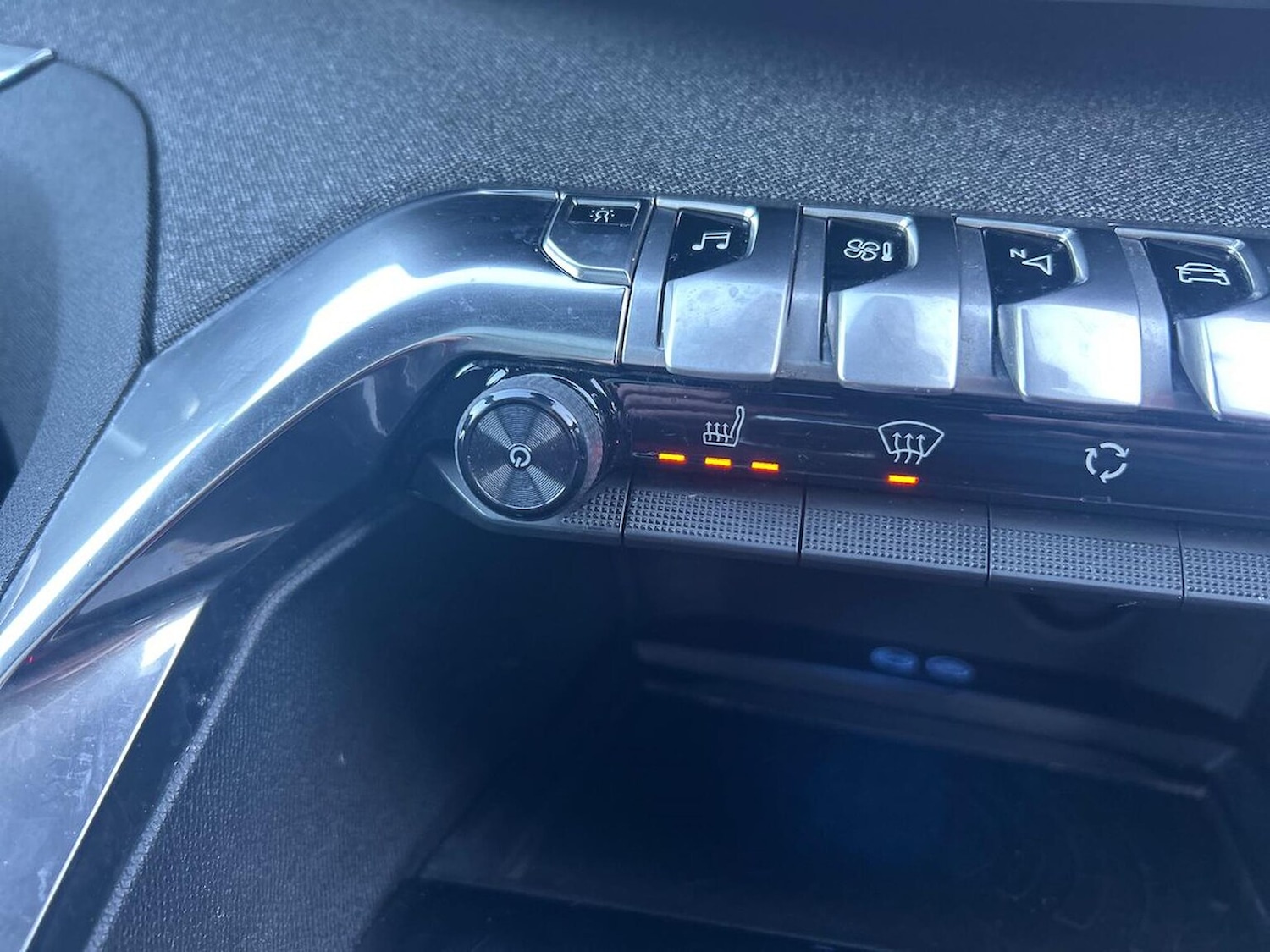 Used Peugeot 5008 2018 for sale - 77077351: Photo 27