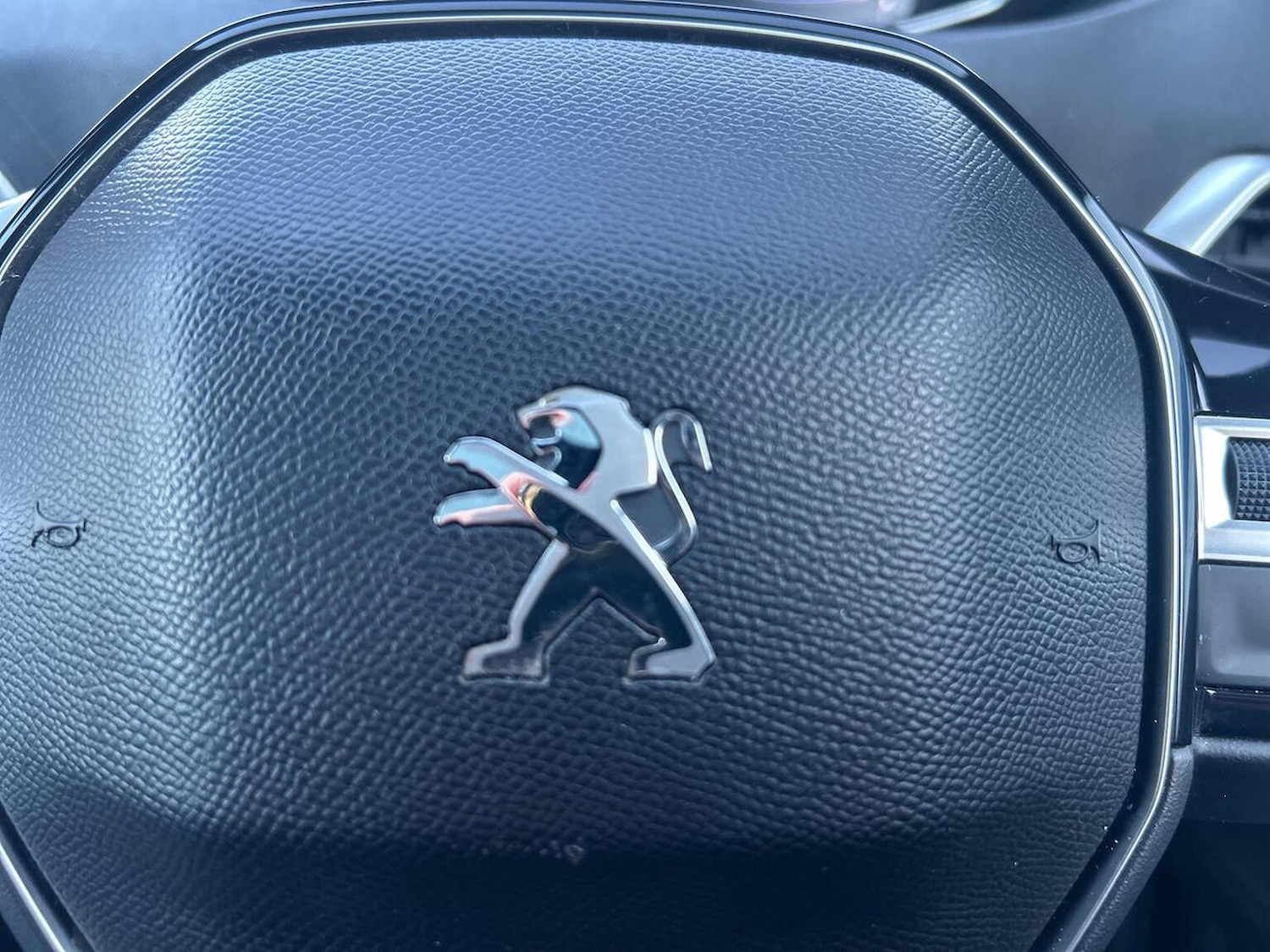 Used Peugeot 5008 2018 for sale - 77077351: Photo 36