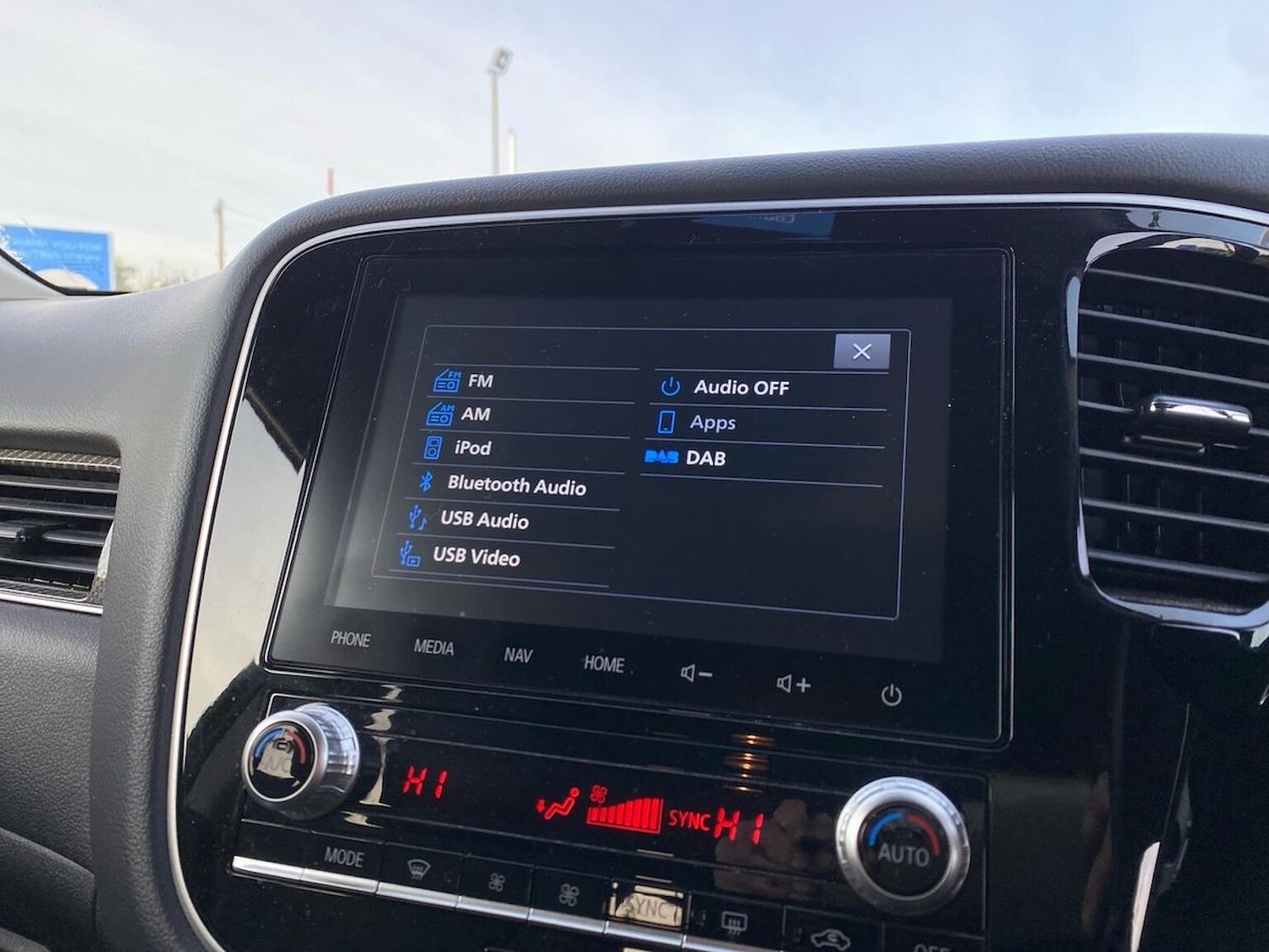 Used Mitsubishi Outlander 2020 for sale - 76412526: Photo 11