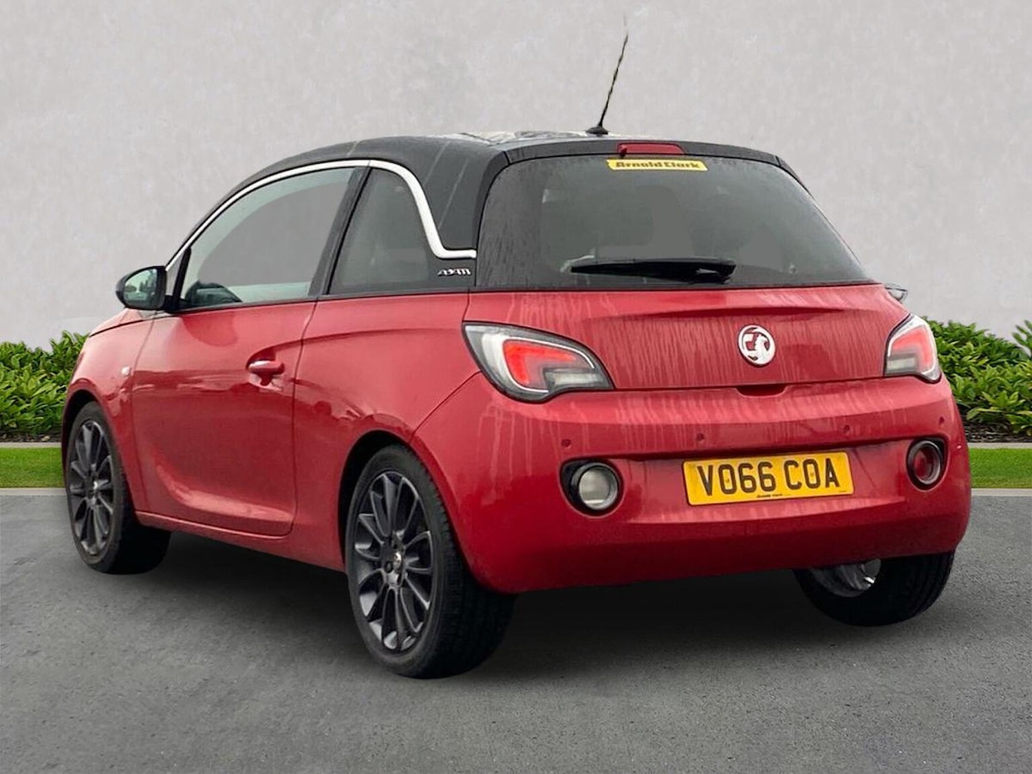 Used Vauxhall ADAM 2016 for sale - 76492392: Photo 2