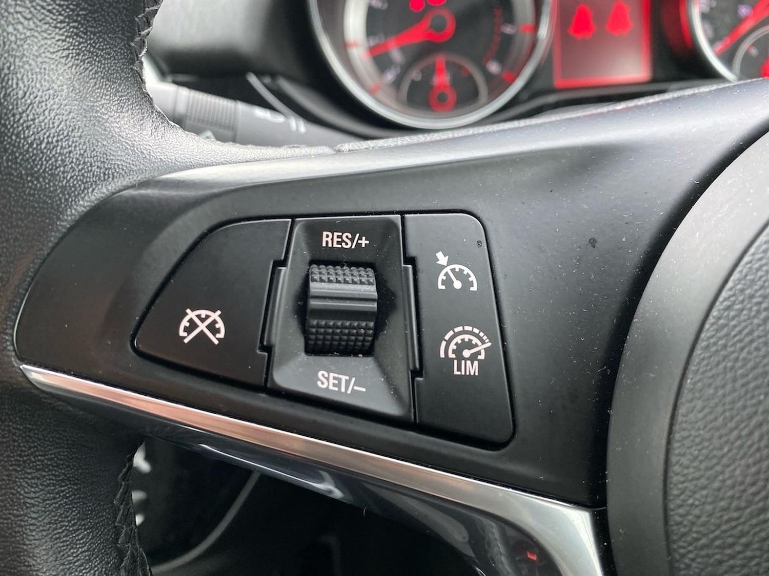 Used Vauxhall ADAM 2016 for sale - 76492392: Photo 26