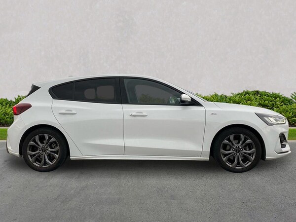Used Ford Focus 2023 for sale - 76193213: Photo 3