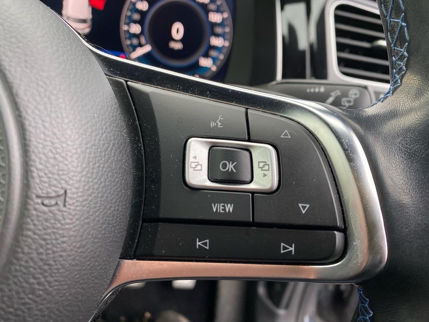 Used Volkswagen Golf 2020 for sale - 76651280: Photo 27