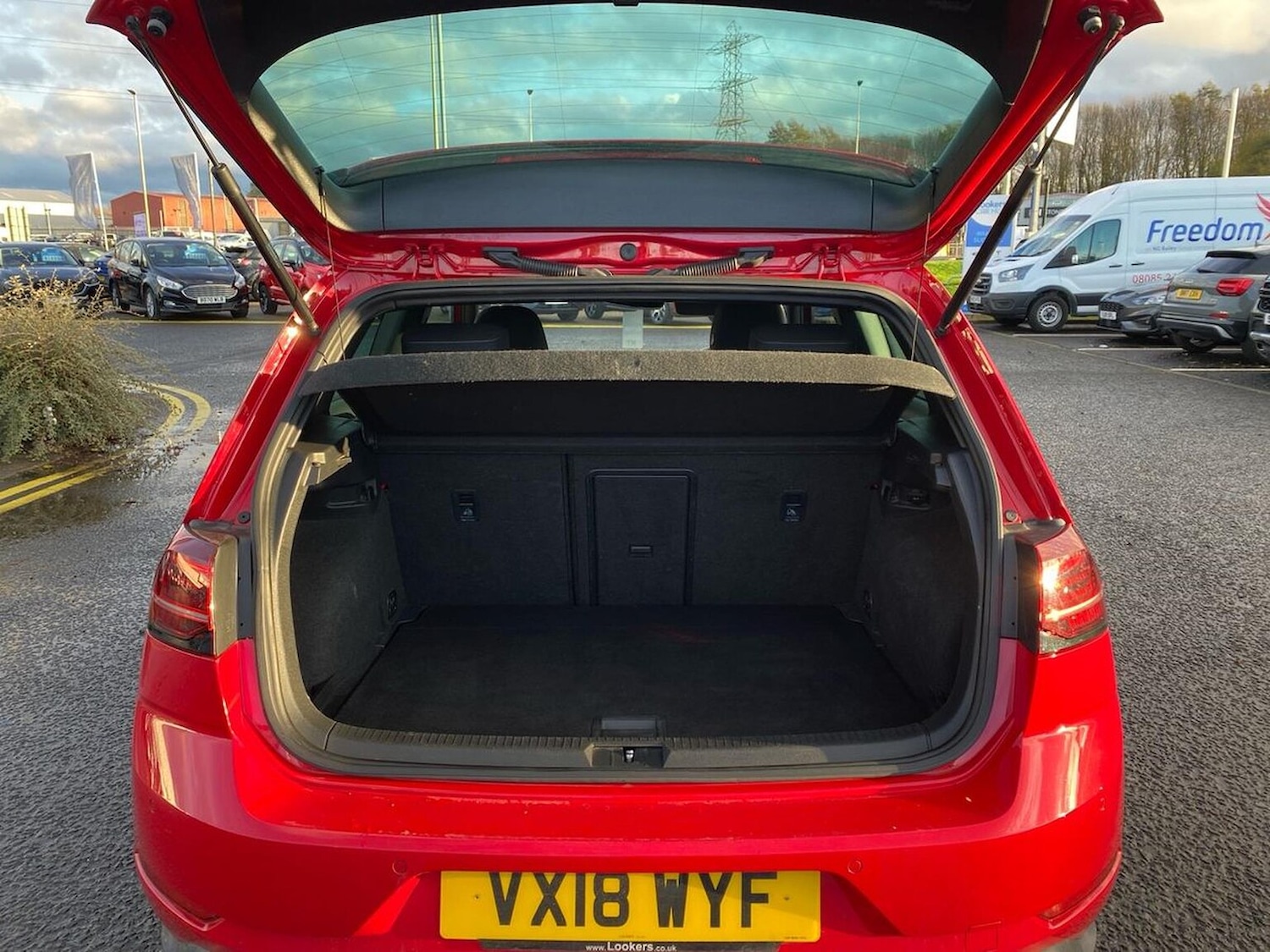 Used Volkswagen Golf 2018 for sale - 76725893: Photo 17