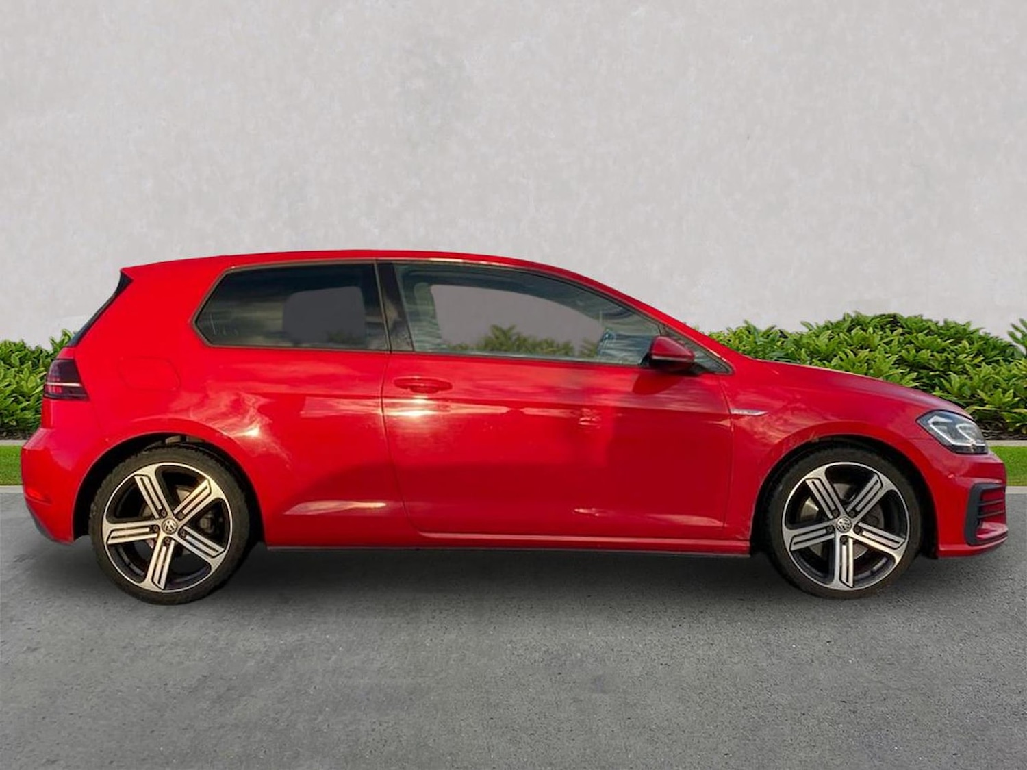 Used Volkswagen Golf 2018 for sale - 76725893: Photo 3