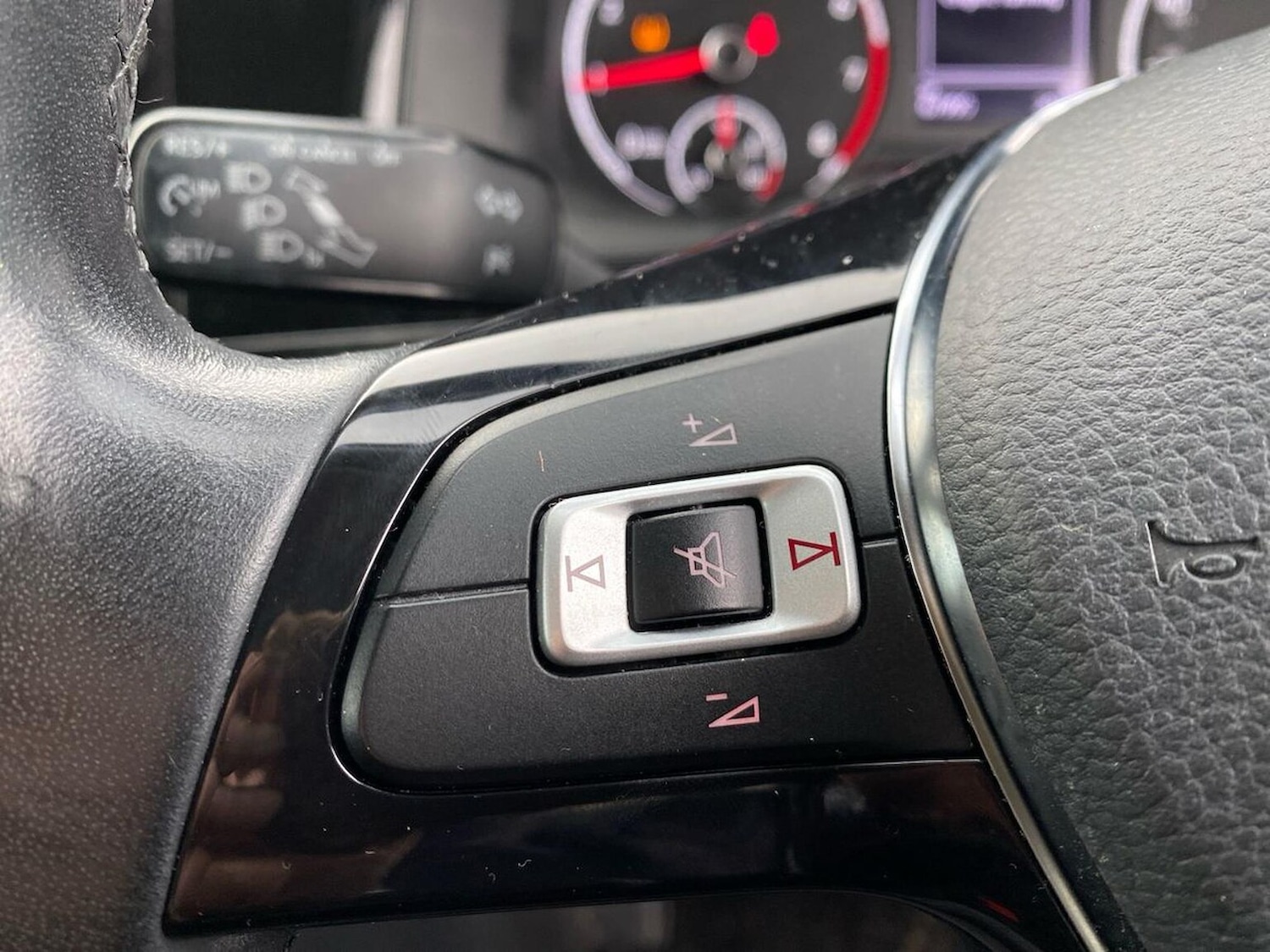 Used Volkswagen Polo 2020 for sale - 76583245: Photo 26