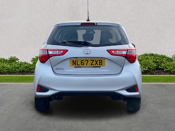 Used Toyota Yaris 2017 for sale - 78733607: Photo