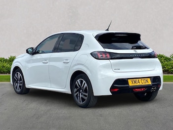 Used Peugeot 208 2023 for sale - 79513052: Photo