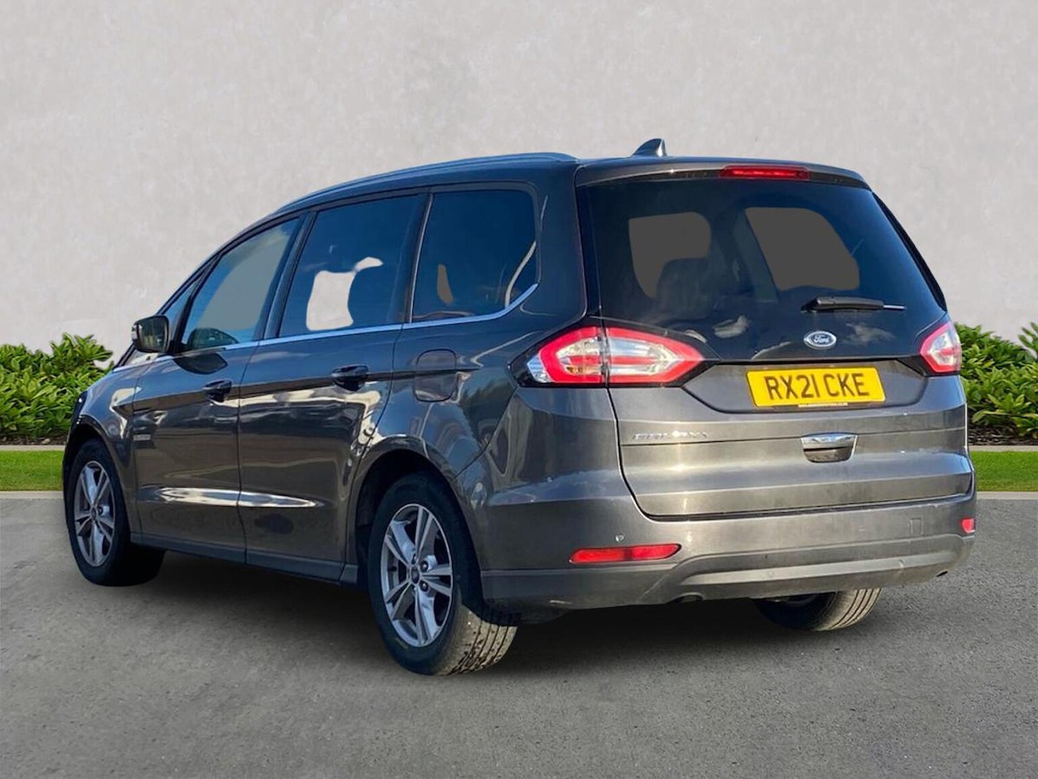 Used Ford Galaxy 2021 for sale - 76391774: Photo 2
