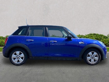 Used MINI Hatch 2018 for sale - 79216507: Photo