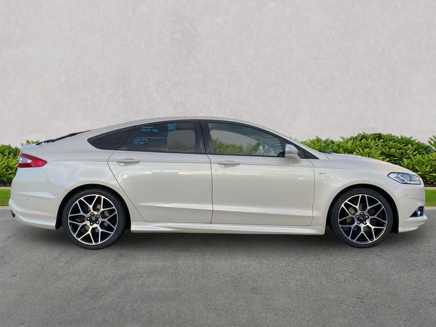 Used Ford Mondeo 2018 for sale - 76725894: Photo 3