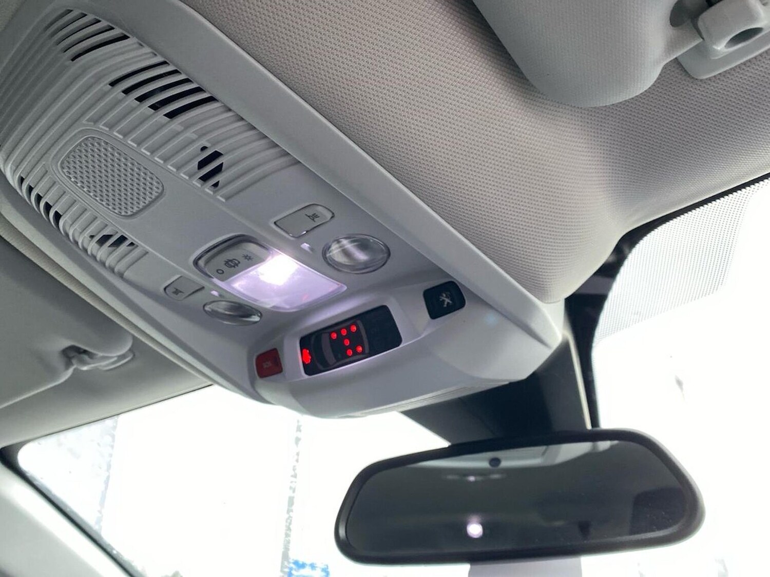 Used Peugeot 5008 2021 for sale - 77845350: Photo 14