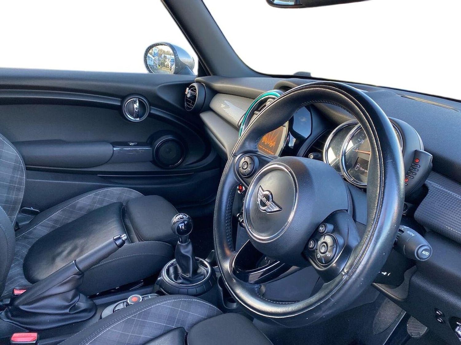 Used MINI Convertible 2017 for sale - 76864007: Photo 15