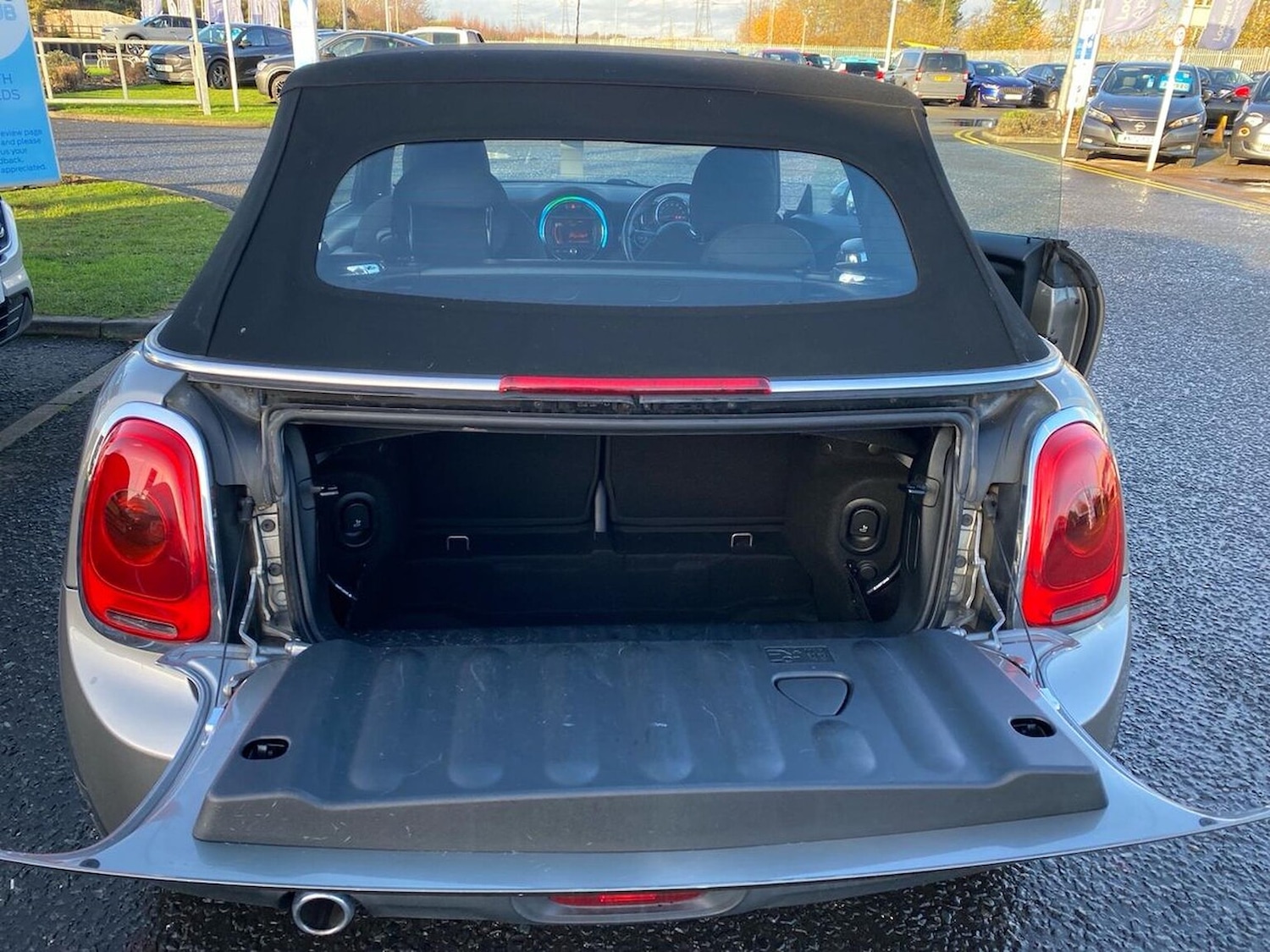 Used MINI Convertible 2017 for sale - 76864007: Photo 17