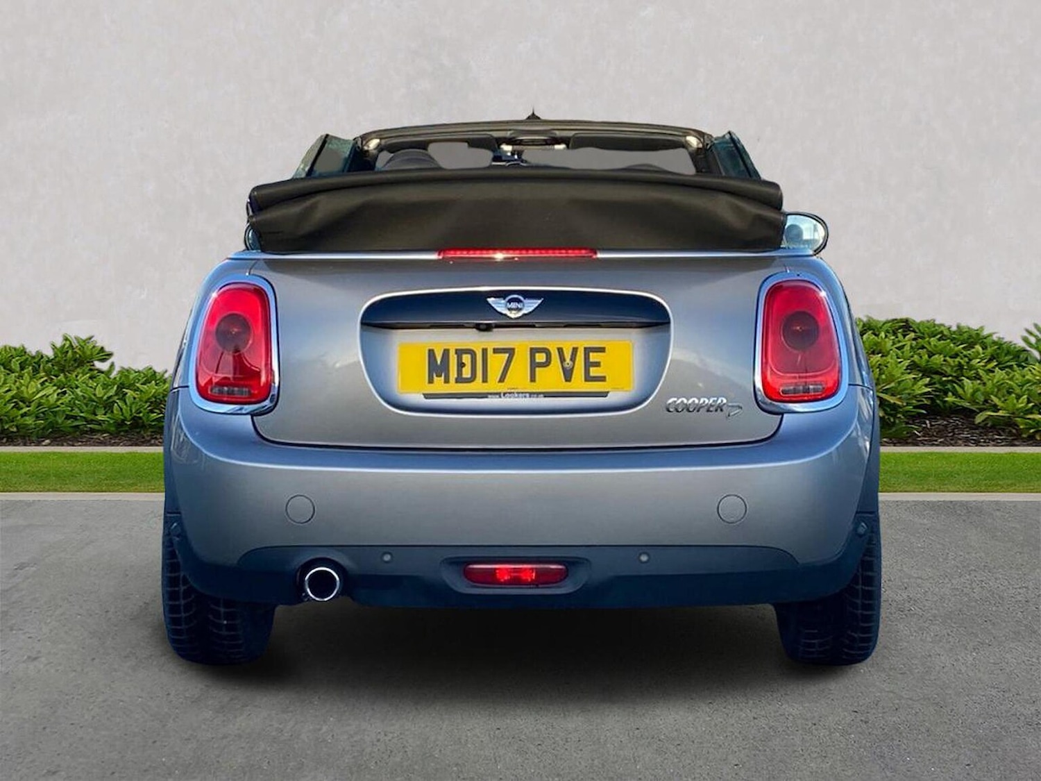 Used MINI Convertible 2017 for sale - 76864007: Photo 4