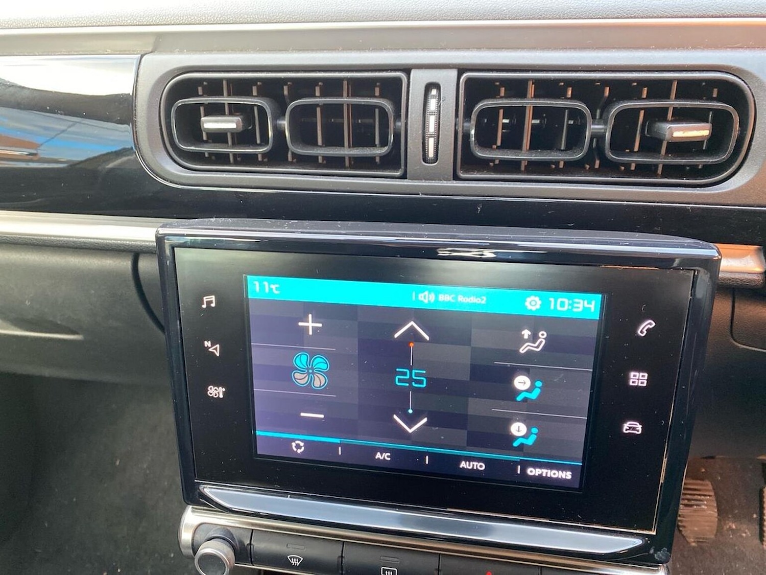 Used Citroen C3 2018 for sale - 76735594: Photo 12