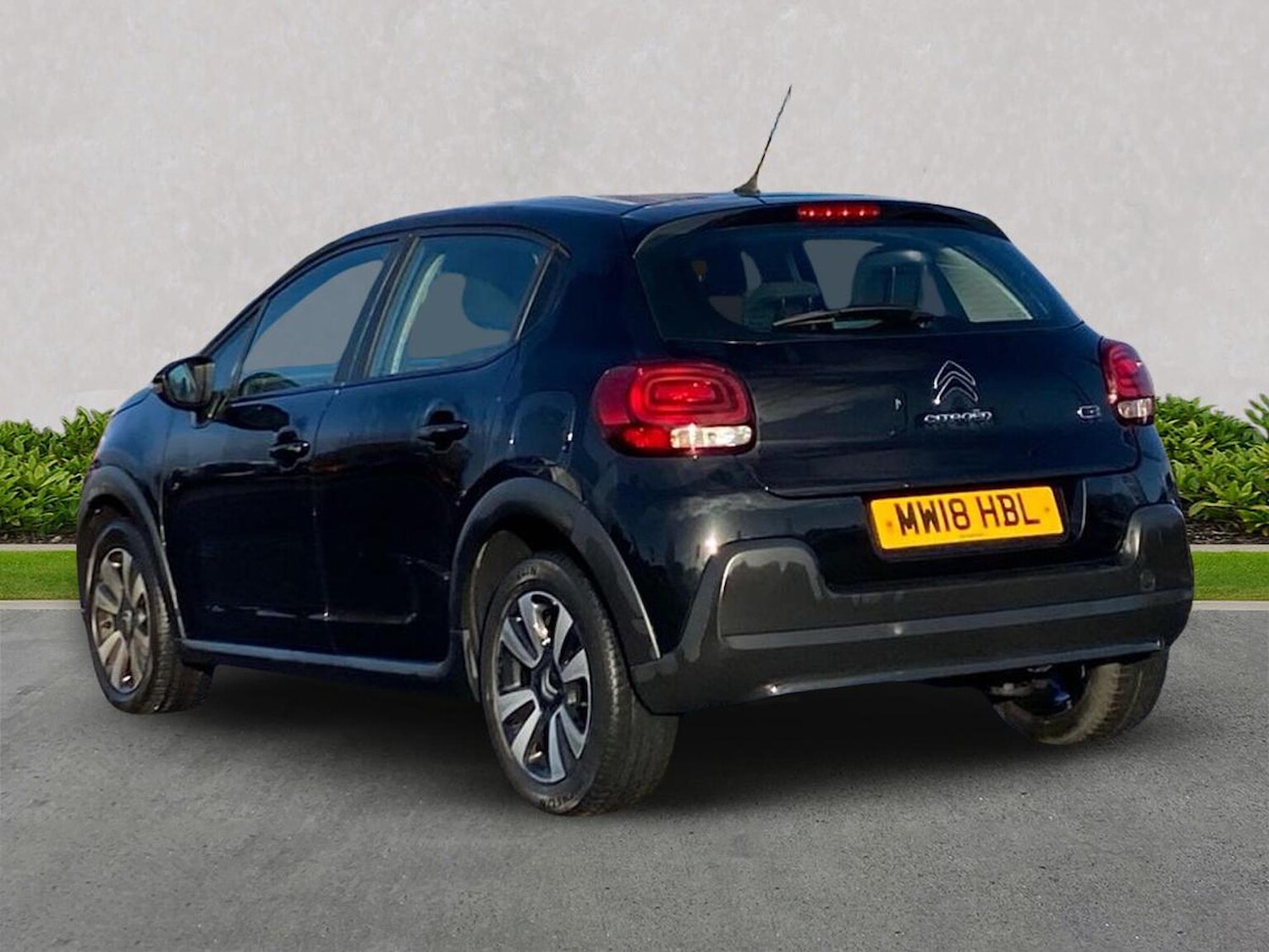 Used Citroen C3 2018 for sale - 76735594: Photo 2