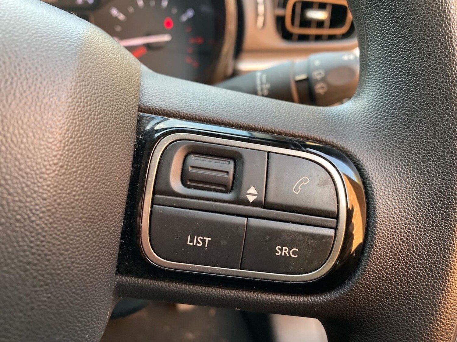 Used Citroen C3 2018 for sale - 76735594: Photo 27