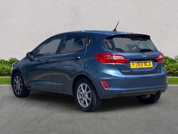 Used Ford Fiesta 2018 for sale - 79205802: Photo