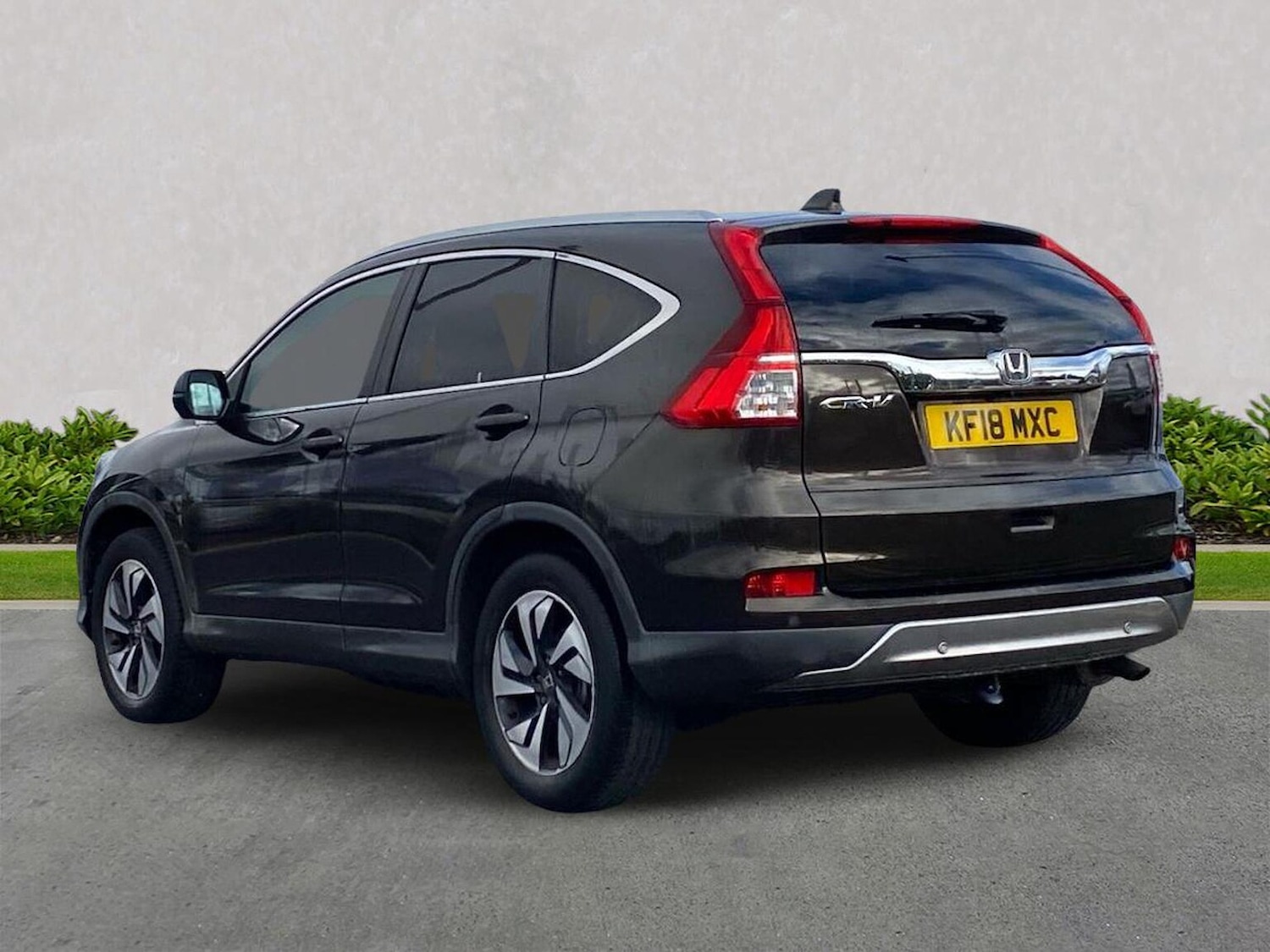 Used Honda CR-V 2018 for sale - 76220426: Photo 2