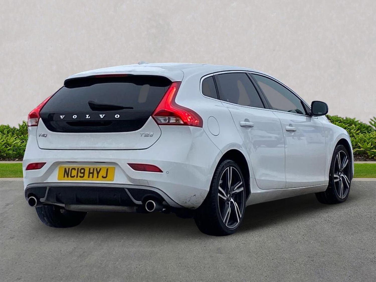 Used Volvo V40 2019 for sale - 77735871: Photo 18