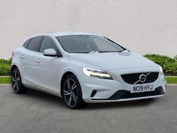 Volvo V40 feature image