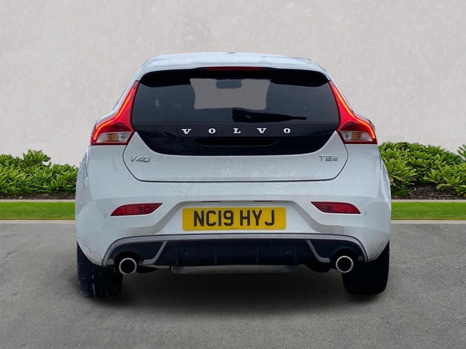 Used Volvo V40 2019 for sale - 77735871: Photo 4