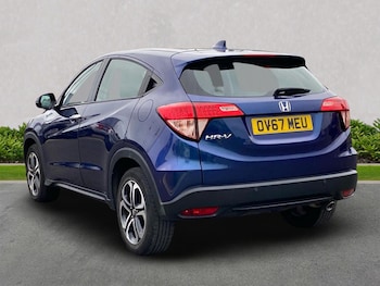 Used Honda HR-V 2017 for sale - 76007204: Photo 2