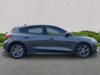 Used Ford Focus 2023 for sale - 79649846: Photo