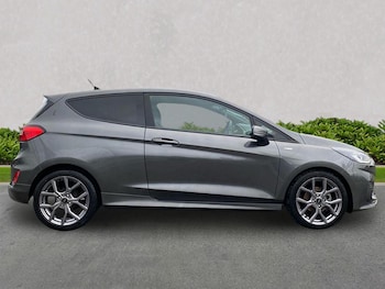 Used Ford Fiesta 2022 for sale - 76541779: Photo