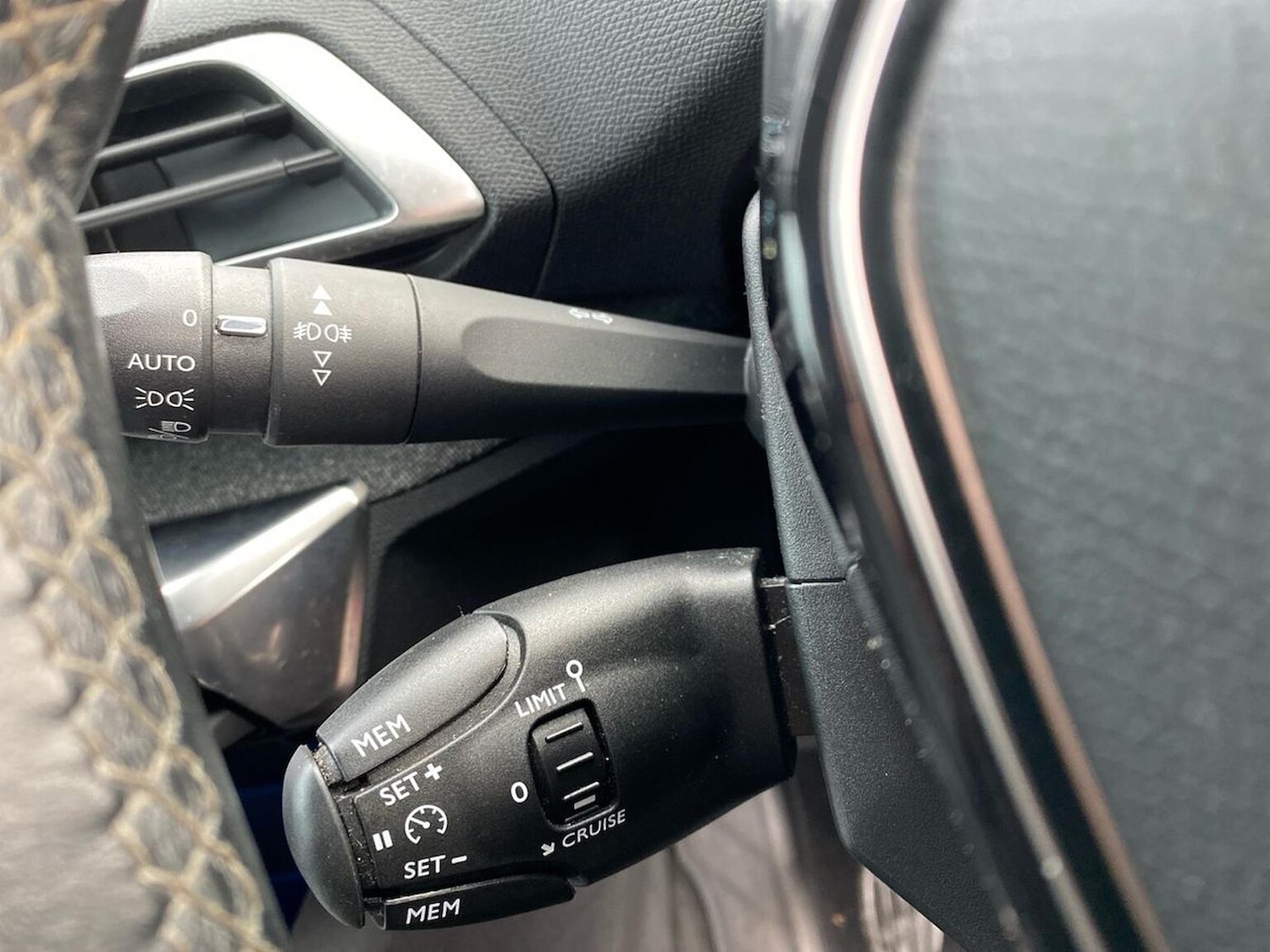 Used Peugeot 3008 2019 for sale - 76651278: Photo 28