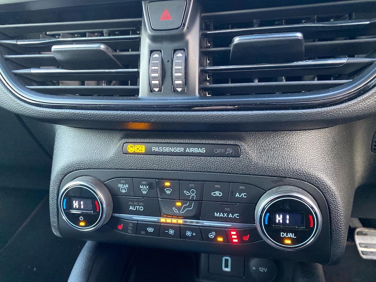 Used Ford Focus 2021 for sale - 76963480: Photo 12