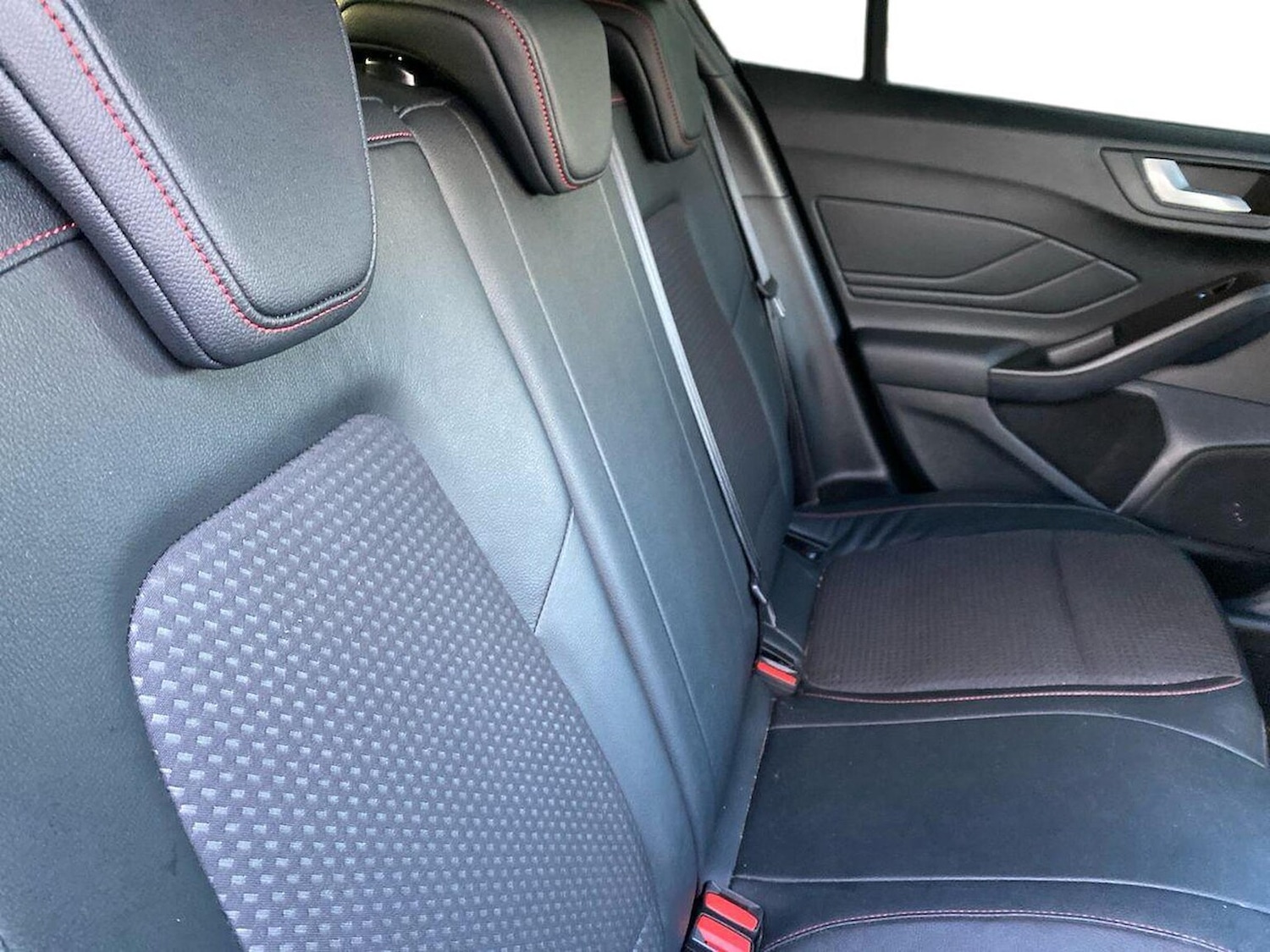 Used Ford Focus 2021 for sale - 76963480: Photo 16