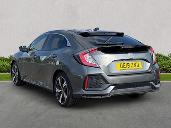 Used Honda Civic 2019 for sale - 79060263: Photo