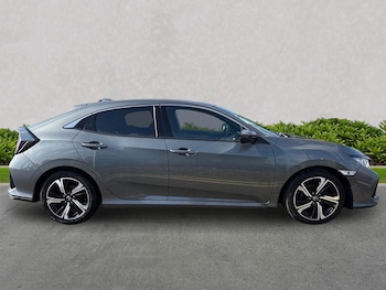 Used Honda Civic 2019 for sale - 79060263: Photo