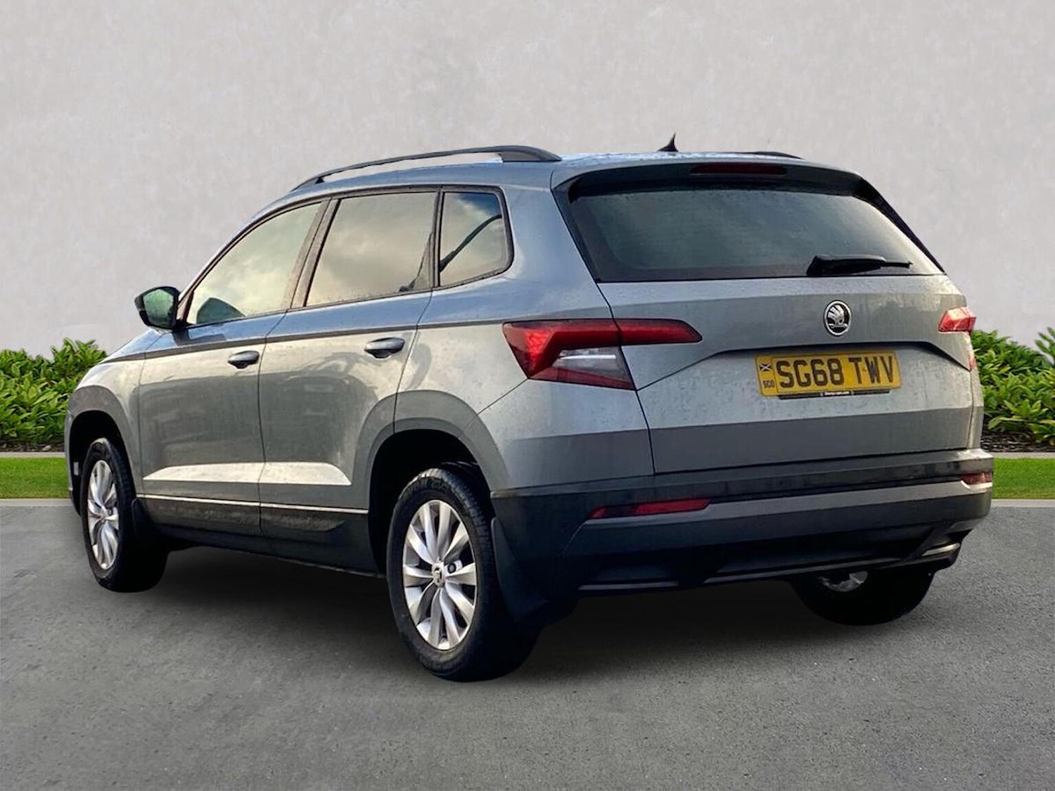 Used Skoda Karoq 2018 for sale - 77489581: Photo 2