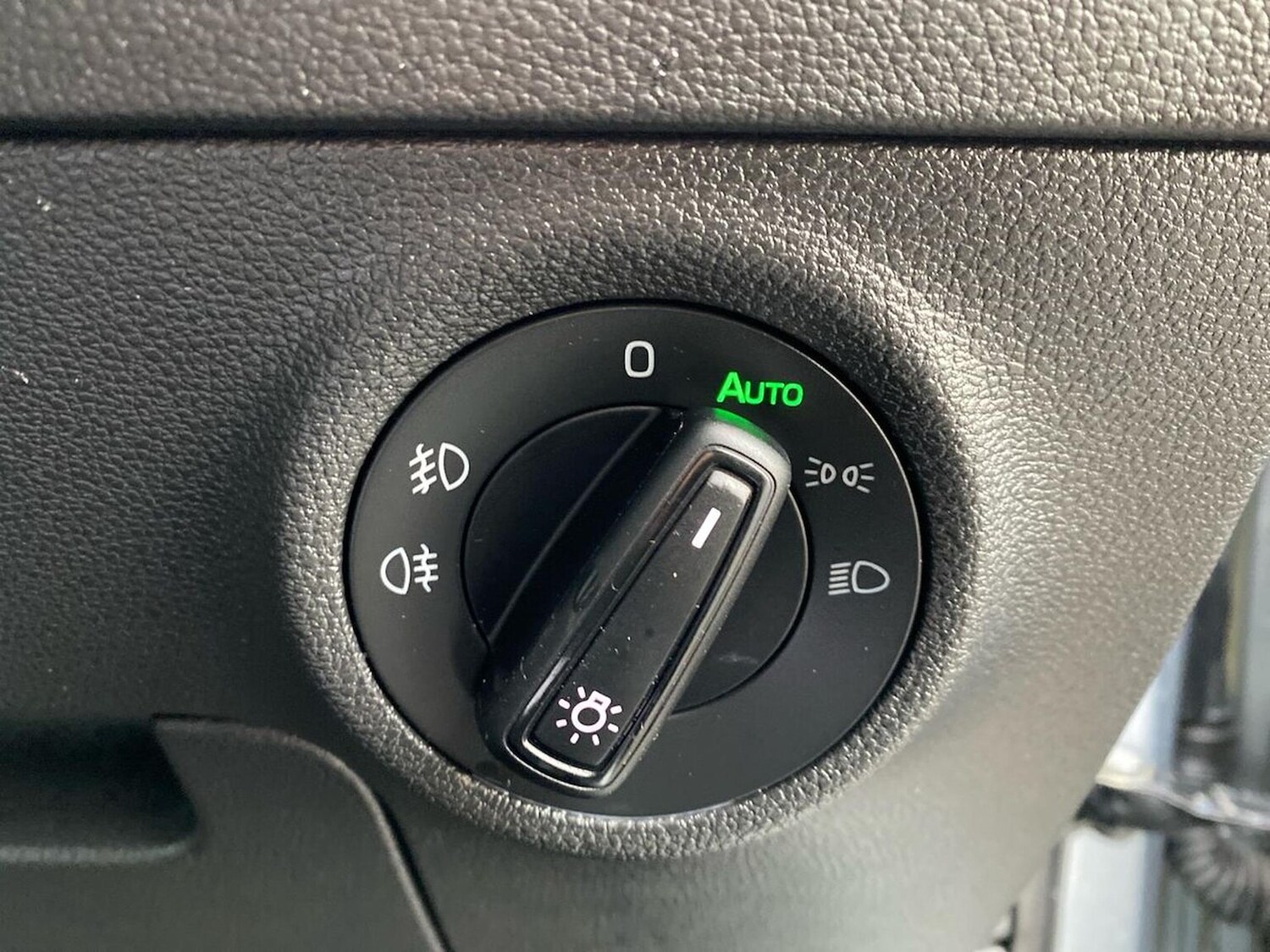 Used Skoda Karoq 2018 for sale - 77489581: Photo 22