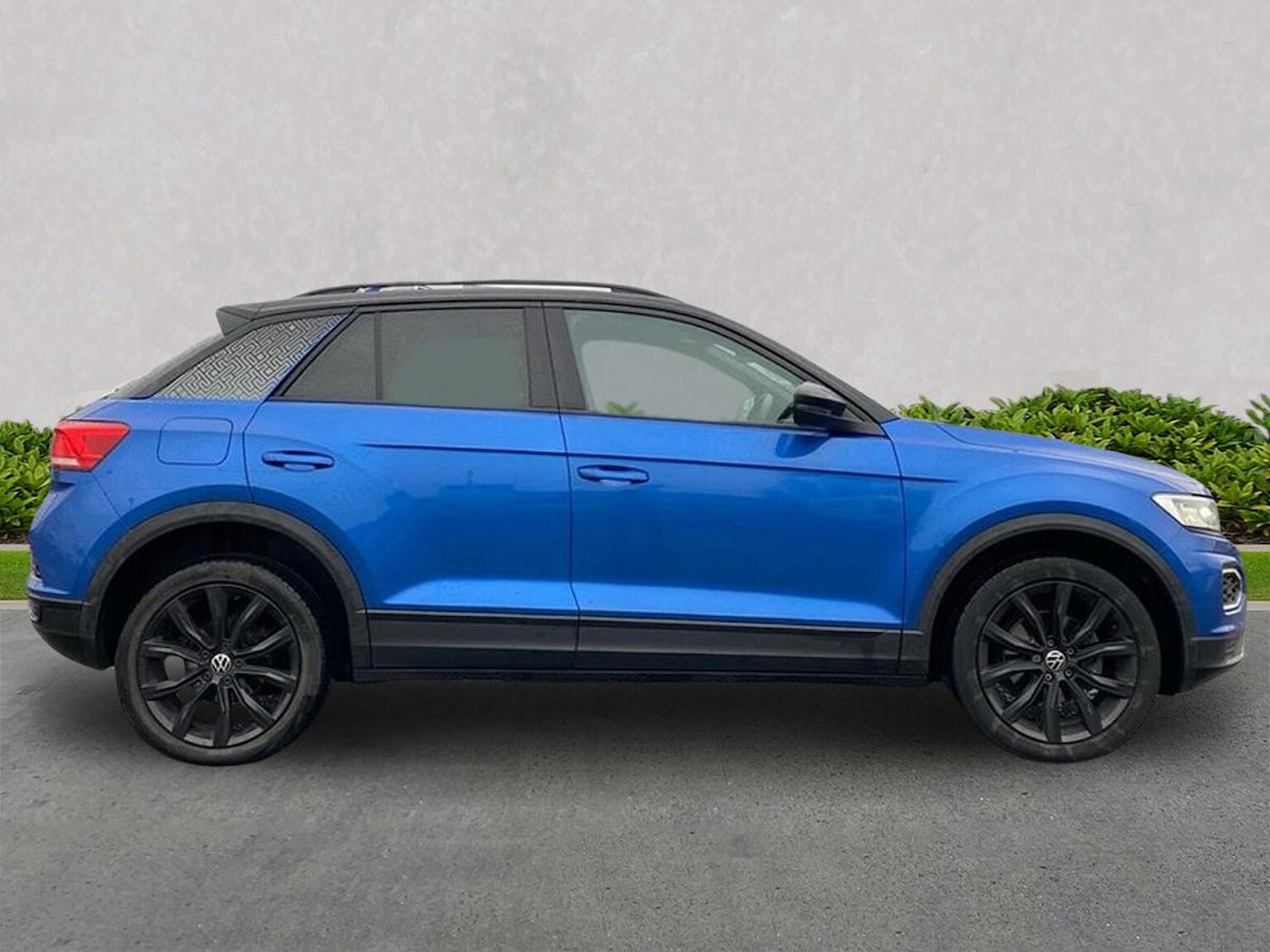 Used Volkswagen T-Roc 2021 for sale - 76543001: Photo 3