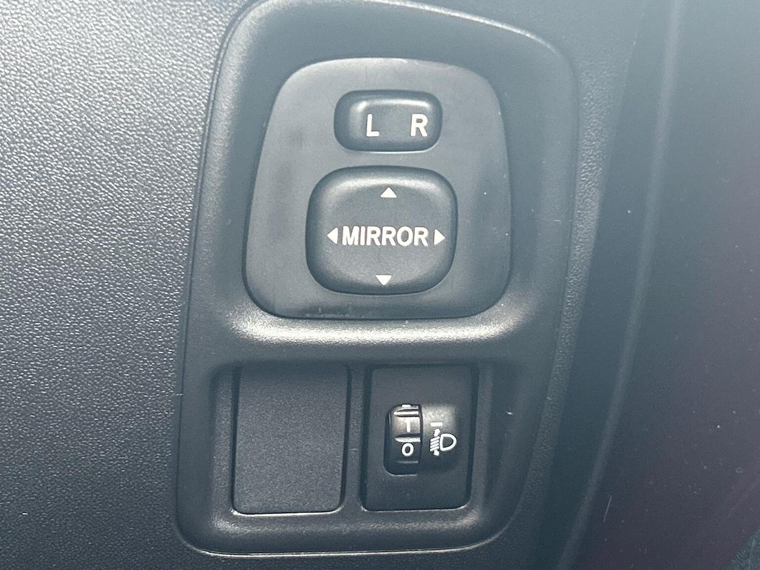 Used Peugeot 108 2016 for sale - 76127150: Photo 29