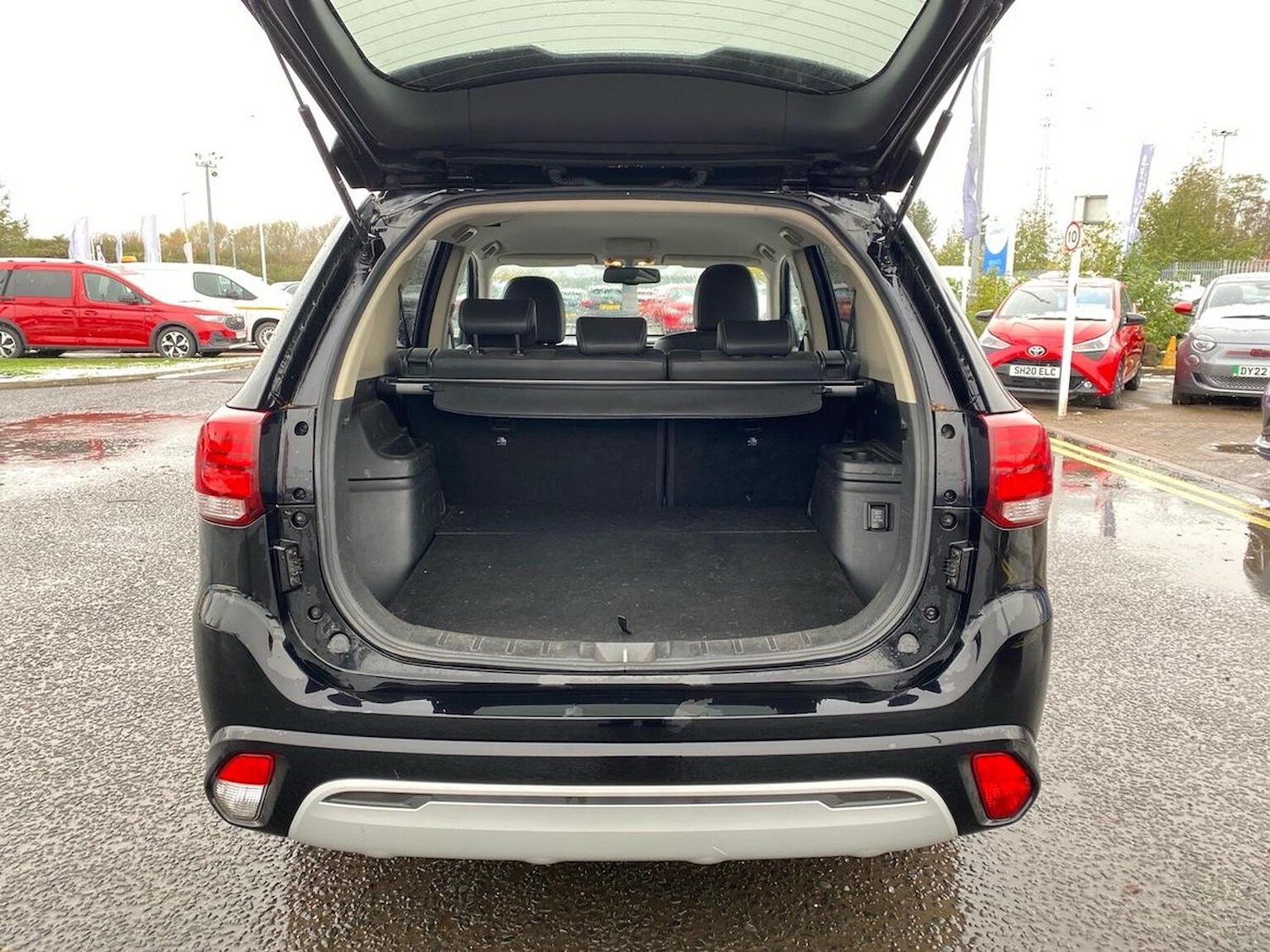 Used Mitsubishi Outlander 2019 for sale - 76638846: Photo 17