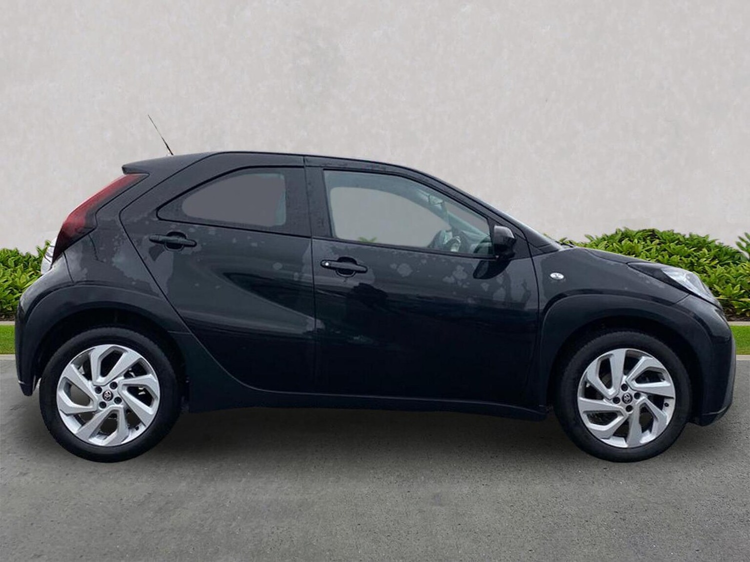 Used Toyota Aygo X 2022 for sale - 76809358: Photo 3