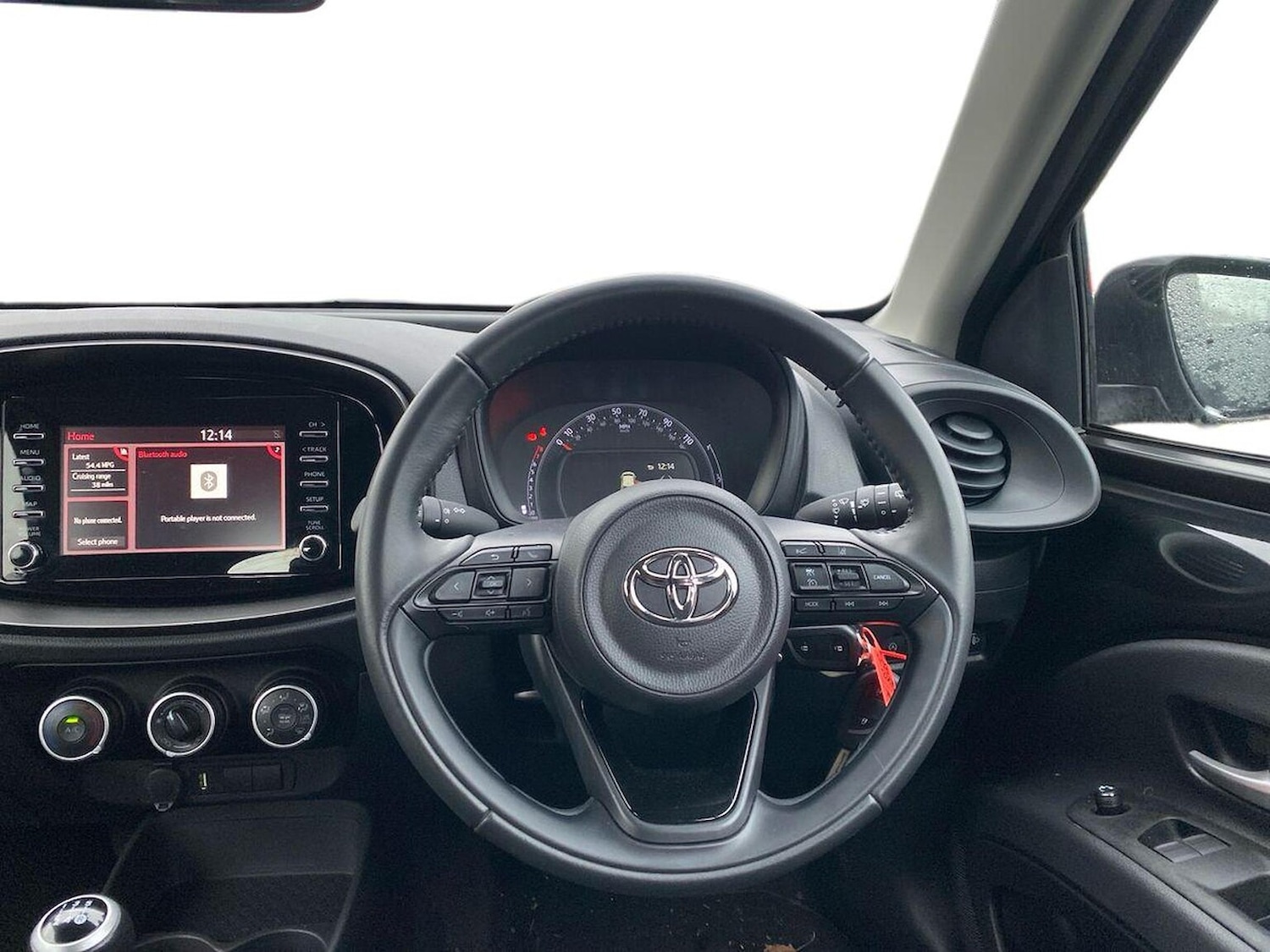 Used Toyota Aygo X 2022 for sale - 76809358: Photo 9