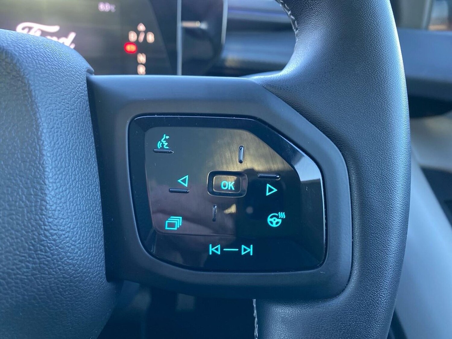 Used Ford Explorer 2024 for sale - 78192200: Photo 29