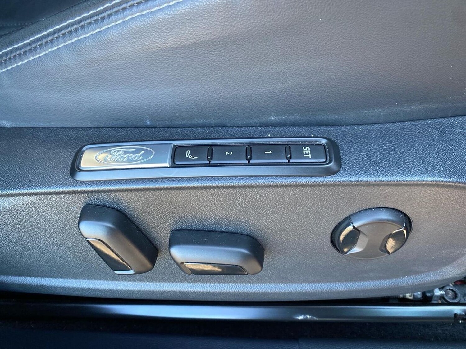 Used Ford Explorer 2024 for sale - 78192200: Photo 32